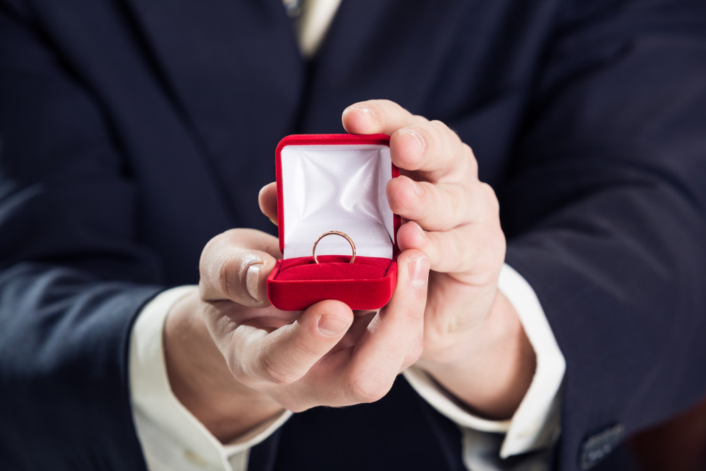 Man proposing marriage